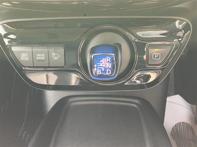 プリウス Ｓツーリングセレクション　ドライブレコーダ　バックモニタ　オ－トエアコン　ＬＥＤランプ　エアバック　ＥＴＣ車載器　メモリ－ナビ　助手席エアバック　アルミ　ナビ　ＡＢＳ　プリクラッシュブレーキ（34枚目）