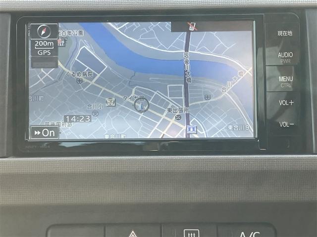 パッソ Ｘ　Ｌパッケージ　運転席エアバッグ　パワステ　オートエアコン　メモリナビ　バックカメラ　パワーウインドウ　ＡＢＳ　カーナビ　助手席エアバッグ（2枚目）