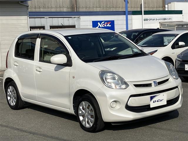 パッソ Ｘ　Ｌパッケージ　運転席エアバッグ　パワステ　オートエアコン　メモリナビ　バックカメラ　パワーウインドウ　ＡＢＳ　カーナビ　助手席エアバッグ（5枚目）