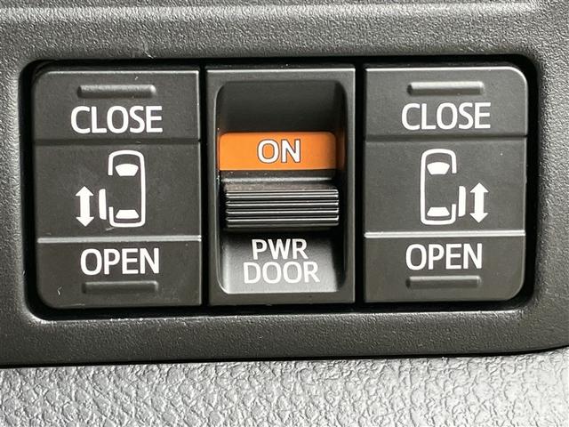 ヴォクシー ハイブリッドＺＳ　ブレーキサポート　Ｂカメラ　ナビ　ＬＥＤヘッドライ　ＥＴＣ車載器　オートエアコン　アルミ　エアバック　両席エアバック　ＡＢＳ　パワーウインドウ　メモリーナビ　両側パワースライドＤ　点検記録簿　３列（32枚目）