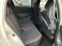 セカンドシートも傷みも少なく、気になる汚れ等もありません♪