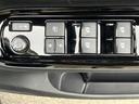 ハイブリッドＺＳ　ブレーキサポート　Ｂカメラ　ナビ　ＬＥＤヘッドライ　ＥＴＣ車載器　オートエアコン　アルミ　エアバック　両席エアバック　ＡＢＳ　パワーウインドウ　メモリーナビ　両側パワースライドＤ　点検記録簿　３列（37枚目）