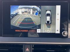 �Хå�����鵡ǽ�դ��Ǥ����Хå�����ݤ˸������ͻҤ򥫡��ʥӤΥ�˥������ɽ�����Ƥ���ޤ�����ž�ʤˤ��ʤ��顢��������ǧ�Ǥ���Τǡ��Хå���֤������ࡼ���˹Ԥ��ޤ��� 3