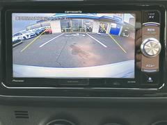 �Хå�����鵡ǽ�դ��Ǥ����Хå�����ݤ˸������ͻҤ򥫡��ʥӤΥ�˥������ɽ�����Ƥ���ޤ�����ž�ʤˤ��ʤ��顢��������ǧ�Ǥ���Τǡ��Хå���֤������ࡼ���˹Ԥ��ޤ��� 3