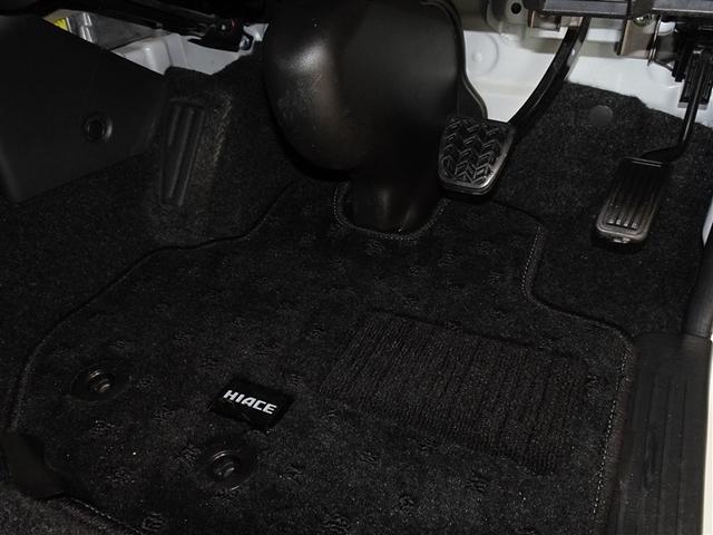 ハイエースバン スーパーGL ダークプライムII メモリーナビ ナビ&TV フルセグ バックカメラ ETC 両側電動スライド LEDヘッドランプ 衝突被害軽減システム スマートキー キーレス(11枚目)