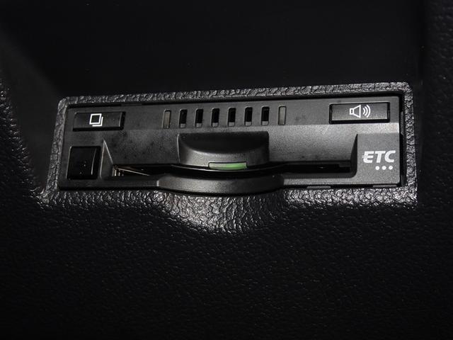 プリウス Ａ　衝突被害軽減システム　メモリーナビ　フルセグ　バックカメラ　ＥＴＣ　ＬＥＤヘッドランプ　寒冷地　スマートキー（16枚目）