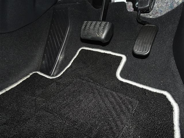 Ｃ－ＨＲ Ｓ　ＬＥＤエディション　衝突被害軽減システム　メモリーナビ　フルセグ　ＥＴＣ　ＬＥＤヘッドランプ　スマートキー（10枚目）