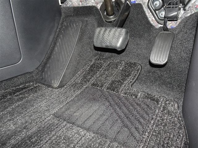 ノア Ｓ－Ｚ　衝突被害軽減システム　メモリーナビ　フルセグ　バックカメラ　ＥＴＣ　両側電動スライド　フルエアロ　３列シート　ＬＥＤヘッドランプ　スマートキー　乗車定員７人（11枚目）