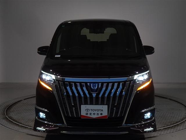 エスクァイア ハイブリッドＧｉ　衝突被害軽減システム　メモリーナビ　フルセグ　後席モニター　バックカメラ　ＥＴＣ　両側電動スライド　フルエアロ　３列シート　ＬＥＤヘッドランプ　スマートキー　乗車定員７人（27枚目）