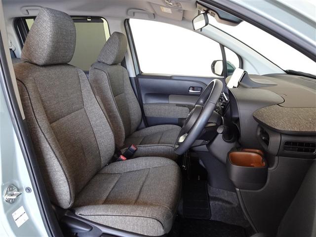 シエンタ Ｚ　衝突被害軽減システム　メモリーナビ　フルセグ　バックカメラ　ＥＴＣ　ドラレコ　両側電動スライド　３列シート　ＬＥＤヘッドランプ　スマートキー　乗車定員７人（4枚目）