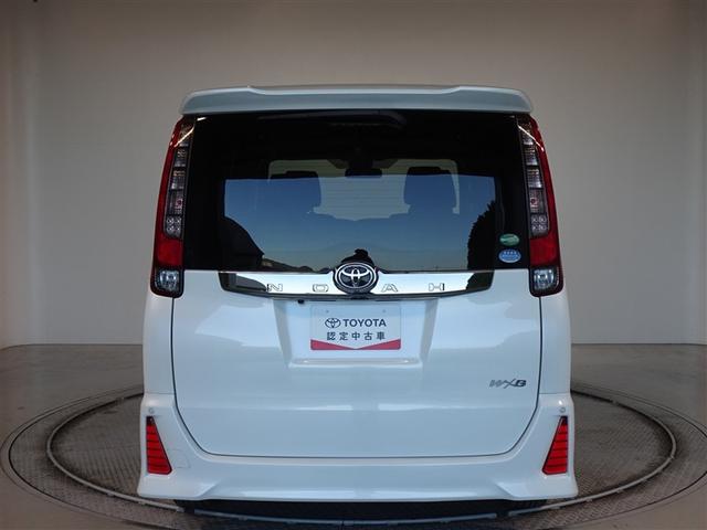 ノア Ｓｉ　ダブルバイビー　衝突被害軽減システム　メモリーナビ　フルセグ　後席モニター　バックカメラ　ＥＴＣ　両側電動スライド　３列シート　ＬＥＤヘッドランプ　スマートキー　乗車定員７人（24枚目）