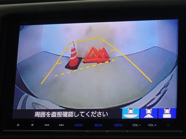 バックガイドモニターを装備しています、車庫入れもラクラクです。