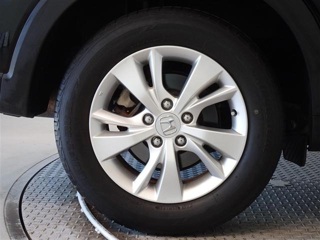 高級感と走りを引き立たせる、純正アルミを装備しています。