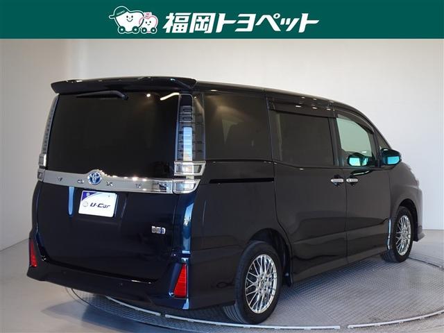 ヴォクシー ハイブリッドZS 煌III 衝突被害軽減システム メモリーナビ フルセグ バックカメラ ETC 両側電動スライド 3列シート LEDヘッドランプ 寒冷地 スマートキー 乗車定員7人(3枚目)