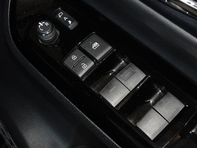 ヴォクシー ハイブリッドZS 煌III 衝突被害軽減システム メモリーナビ フルセグ バックカメラ ETC 両側電動スライド 3列シート LEDヘッドランプ 寒冷地 スマートキー 乗車定員7人(16枚目)