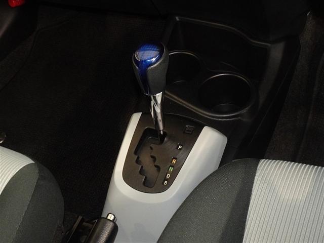 アクア Ｓ　メモリーナビ　フルセグ　ＥＴＣ　ＬＥＤヘッドランプ　スマートキー（12枚目）