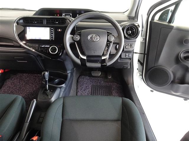 アクア Ｓスタイルブラック　衝突被害軽減システム　メモリーナビ　フルセグ　バックカメラ　ＥＴＣ　スマートキー（5枚目）