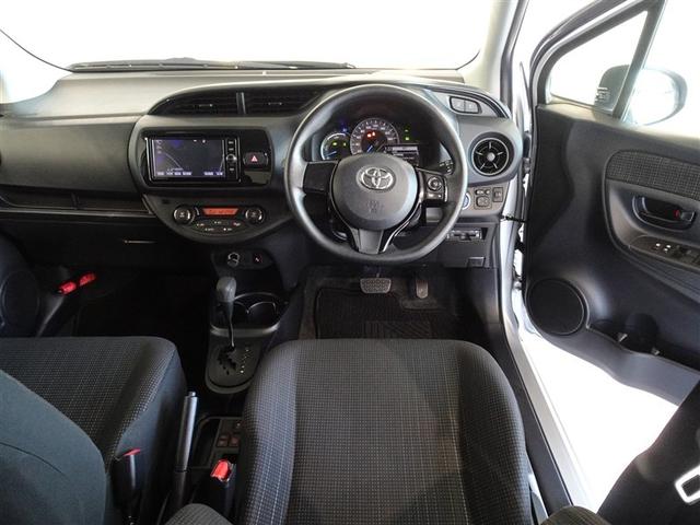 ヴィッツ ハイブリッドF 衝突被害軽減システム メモリーナビ フルセグ バックカメラ ETC ドラレコ スマートキー(5枚目)