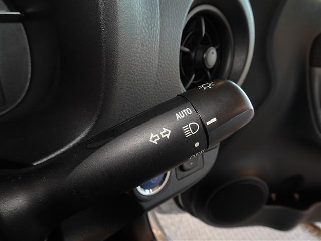 ヴィッツ ハイブリッドF 衝突被害軽減システム メモリーナビ フルセグ バックカメラ ETC ドラレコ スマートキー(11枚目)