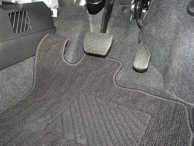 ライズ Ｚ　衝突被害軽減システム　フルセグ　バックカメラ　ＥＴＣ　ＬＥＤヘッドランプ　スマートキー（11枚目）