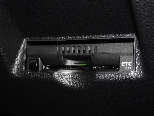 ヤリスクロス ハイブリッドＧ　衝突被害軽減システム　メモリーナビ　バックカメラ　ＥＴＣ　ドラレコ　ＬＥＤヘッドランプ　スマートキー（15枚目）