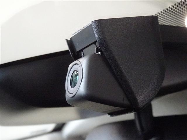 カローラ Ｇ－Ｘ　プラス　衝突被害軽減システム　メモリーナビ　フルセグ　バックカメラ　ＥＴＣ　ドラレコ　ＬＥＤヘッドランプ　スマートキー（18枚目）