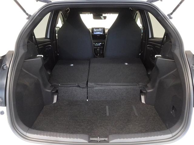 ヤリス ハイブリッドＧ　衝突被害軽減システム　フルセグ　バックカメラ　ＥＴＣ　ドラレコ　フルエアロ　ＬＥＤヘッドランプ　スマートキー（20枚目）