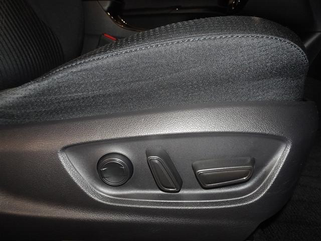 プリウス Ａ　衝突被害軽減システム　メモリーナビ　フルセグ　バックカメラ　ＥＴＣ　ドラレコ　ＬＥＤヘッドランプ　スマートキー（19枚目）