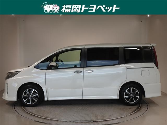 ノア Ｓｉ　ダブルバイビーＩＩ　衝突被害軽減システム　メモリーナビ　フルセグ　後席モニター　バックカメラ　ＥＴＣ　両側電動スライド　３列シート　ＬＥＤヘッドランプ　スマートキー　乗車定員７人（2枚目）