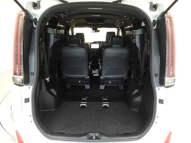 ノア Ｓｉ　ダブルバイビーＩＩ　衝突被害軽減システム　メモリーナビ　フルセグ　後席モニター　バックカメラ　ＥＴＣ　両側電動スライド　３列シート　ＬＥＤヘッドランプ　スマートキー　乗車定員７人（20枚目）