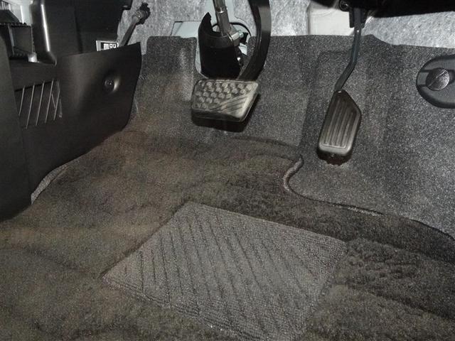 �������E�t���A�}�b�g�����������򂵂Ă���܂��B