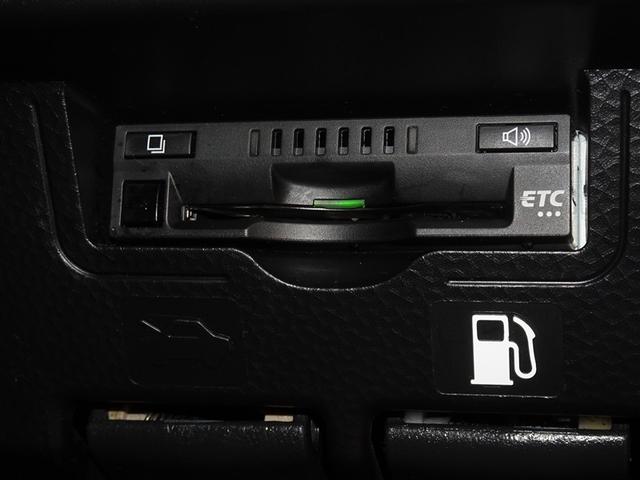 ルーミー カスタムＧ－Ｔ　衝突被害軽減システム　メモリーナビ　フルセグ　バックカメラ　ＥＴＣ　両側電動スライド　ＬＥＤヘッドランプ　スマートキー（17枚目）