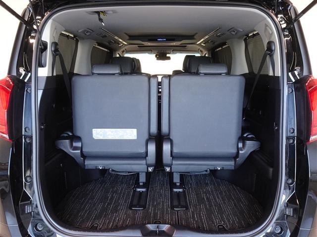 アルファード ２．５Ｓ　Ｃパッケージ　衝突被害軽減システム　メモリーナビ　フルセグ　後席モニター　バックカメラ　ＥＴＣ　サンルーフ　両側電動スライド　３列シート　ＬＥＤヘッドランプ　スマートキー　乗車定員７人（24枚目）