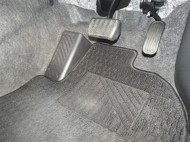 ヤリス ハイブリッドＸ　衝突被害軽減システム　フルセグ　ＥＴＣ（10枚目）