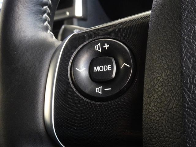 �X�e�A�����O�X�C�b�`�ŃI�[�f�B�I���삪�\�ł��B