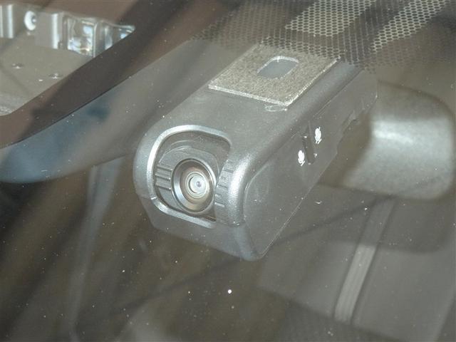 �h���C�u���R�[�_�[�𑕔����Ă��܂��B�������̎��̏󋵏؋��ɁA�y�������s�̋L�^�Ƃ��Ă��d�󂵂܂��B