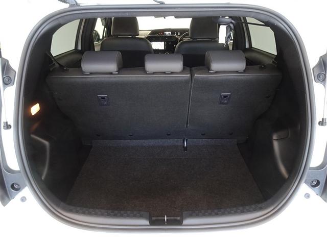 �R���p�N�g�ł����A����g���Ȃ�\���ȃX�y�[�X�̃g�����N���[���ł��B