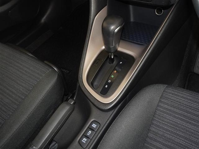 ヤリス ハイブリッドＺ　衝突被害軽減システム　メモリーナビ　フルセグ　バックカメラ　ＥＴＣ　ＬＥＤヘッドランプ　スマートキー（15枚目）