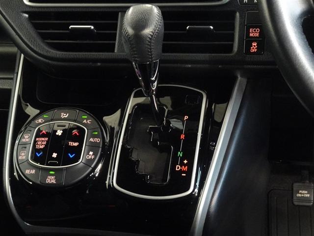 ヴォクシー ＺＳ　煌ＩＩ　衝突被害軽減システム　メモリーナビ　フルセグ　バックカメラ　ＥＴＣ　ドラレコ　両側電動スライド　３列シート　ＬＥＤヘッドランプ　スマートキー　乗車定員７人（11枚目）