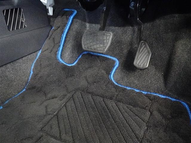 ライズ Ｚ　衝突被害軽減システム　フルセグ　バックカメラ　ＥＴＣ　ＬＥＤヘッドランプ　スマートキー（11枚目）