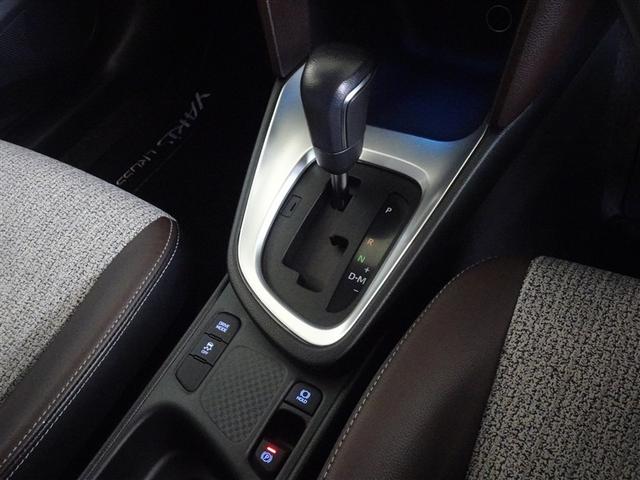 ヤリスクロス Ｚ　衝突被害軽減システム　メモリーナビ　フルセグ　バックカメラ　ＥＴＣ　ＬＥＤヘッドランプ　スマートキー（14枚目）