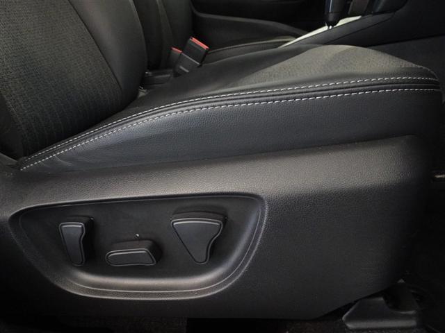 ヤリスクロス ハイブリッドＺ　衝突被害軽減システム　フルセグ　バックカメラ　ＥＴＣ　ＬＥＤヘッドランプ　スマートキー（17枚目）