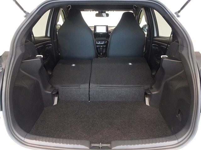 ヤリス Ｇ　衝突被害軽減システム　メモリーナビ　バックカメラ　ＬＥＤヘッドランプ　スマートキー（18枚目）