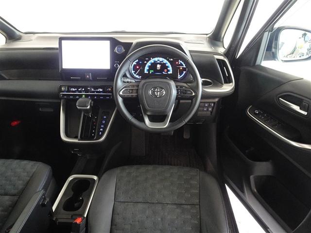 ヴォクシー ハイブリッドＳ－Ｚ　衝突被害軽減システム　メモリーナビ　フルセグ　後席モニター　バックカメラ　ＥＴＣ　両側電動スライド　３列シート　ＬＥＤヘッドランプ　スマートキー　乗車定員７人（5枚目）