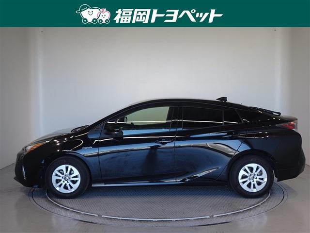 プリウス Ｓセーフティプラス　衝突被害軽減システム　メモリーナビ　フルセグ　バックカメラ　ＥＴＣ　ＬＥＤヘッドランプ　スマートキー（2枚目）