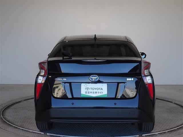 プリウス Ｓセーフティプラス　衝突被害軽減システム　メモリーナビ　フルセグ　バックカメラ　ＥＴＣ　ＬＥＤヘッドランプ　スマートキー（20枚目）