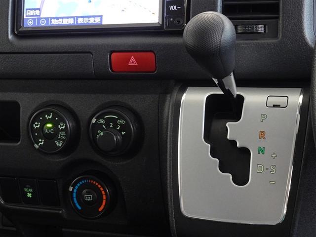 �}�j���A���G�A�R���𑕔����Ă��܂��B