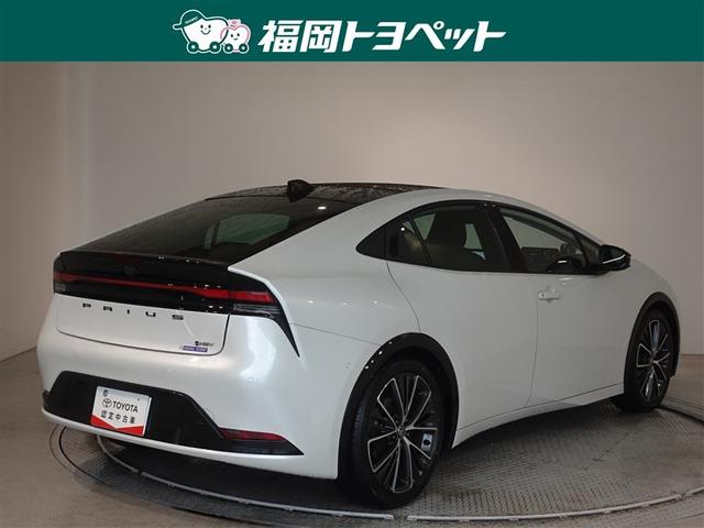 プリウス Ｚ　衝突被害軽減システム　フルセグ　バックカメラ　ＥＴＣ　サンルーフ　ＬＥＤヘッドランプ　スマートキー（3枚目）