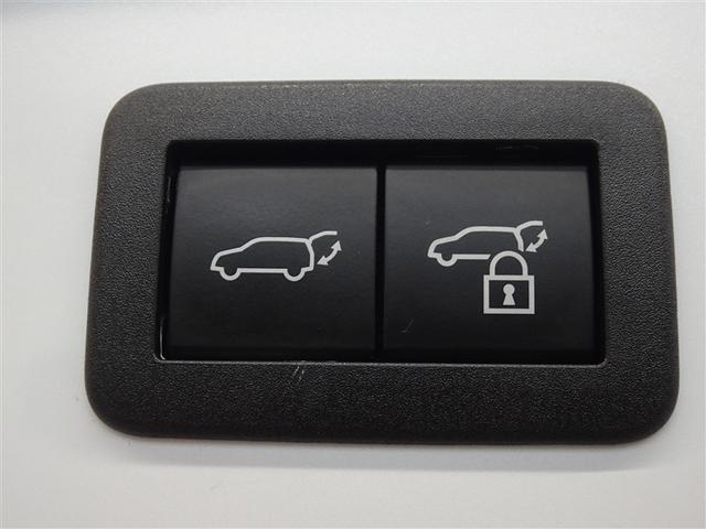 プリウス Ｚ　衝突被害軽減システム　フルセグ　バックカメラ　ＥＴＣ　サンルーフ　ＬＥＤヘッドランプ　スマートキー（25枚目）