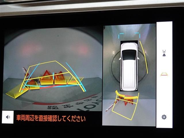 �o�b�N�K�C�h���j�^�[�𑕔����Ă��܂��A�Ԍɓ�������N���N�ł��B�p�m���~�b�N�r���[���j�^�[�𓋍ڂ��Ă��܂��A�ォ��̉摜���\������܂��B